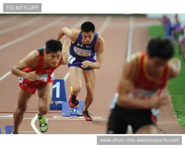 现场最“燃”画面：运动员拼尽全力的“最后冲刺”